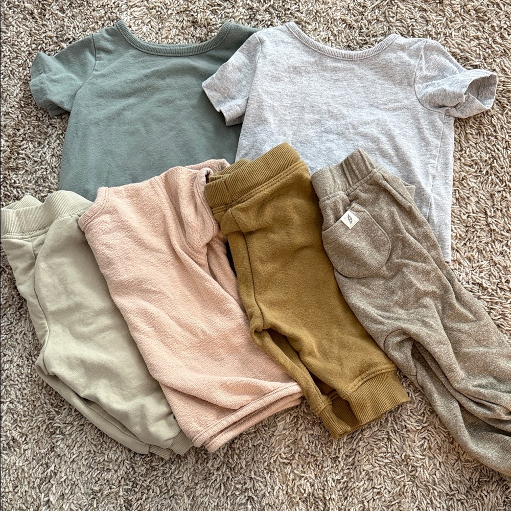 Baby Clothes Lot Neutrals Little Planet/Zara/Easy Peasy/Little Co. sizes 3-9 mo